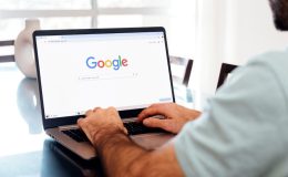 Google’dan yeni yapay zeka aracı: Kıyafetleri fotoğrafınızın üzerinizde deneyin